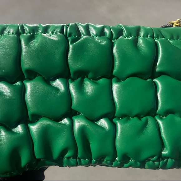 Handbags - Green Quilted Women's Bag